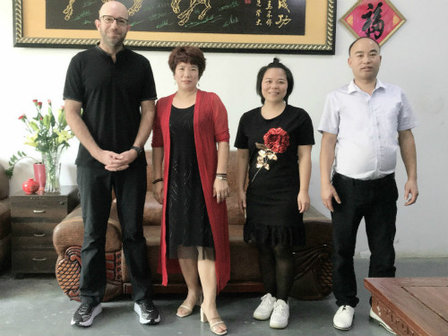 以色列客人来银饰品厂下单