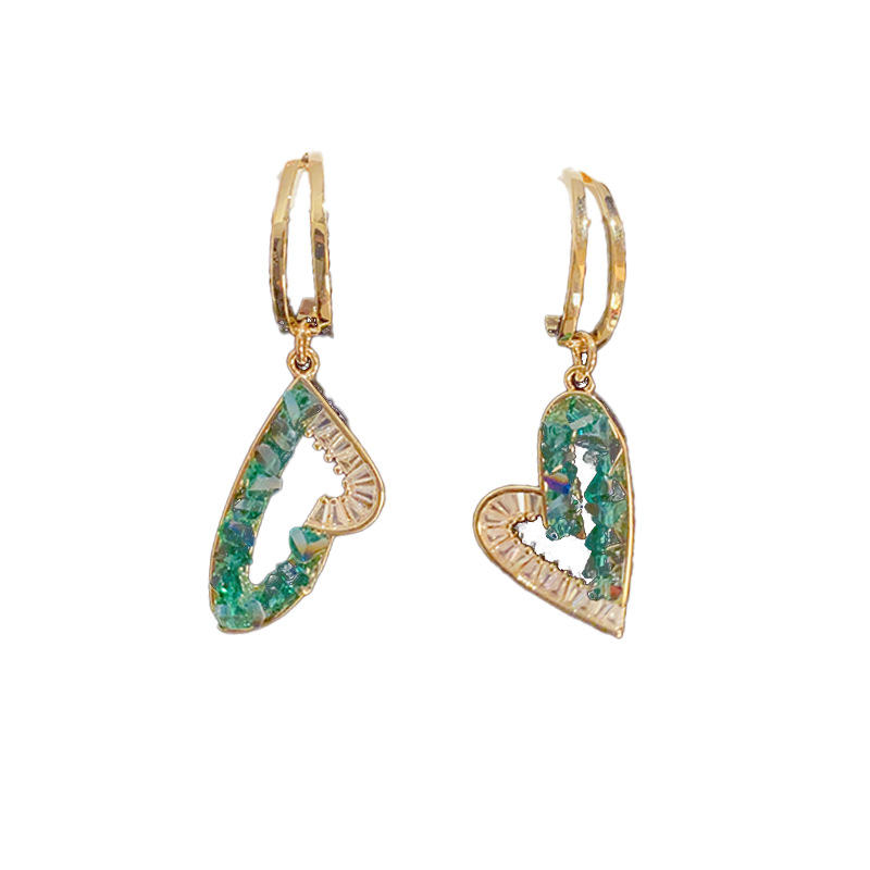 绿锆心形耳饰