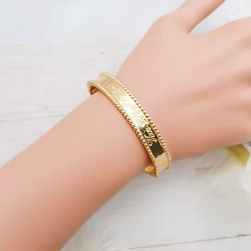 佩带关口手镯必要把稳什么