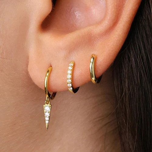 北京客人找东升国际官网饰品厂下单