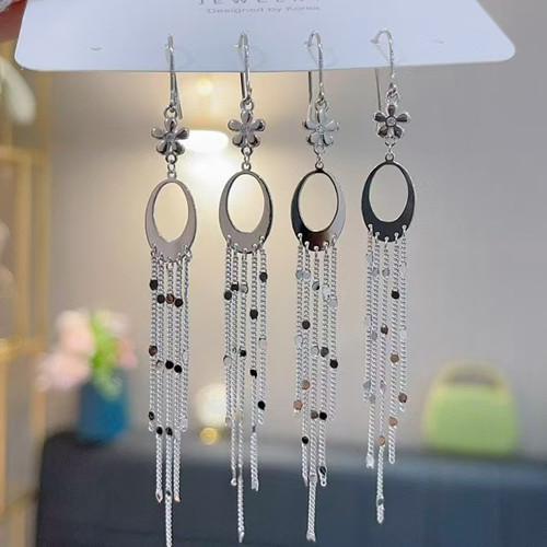 银饰品厂能出产其它材质的饰品吗