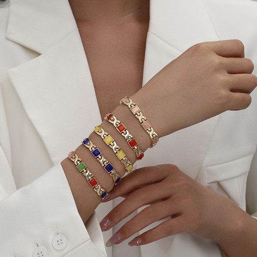 合饰物品厂的出产流程