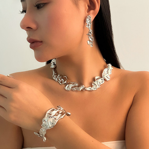 合饰物品厂有大订单吗 