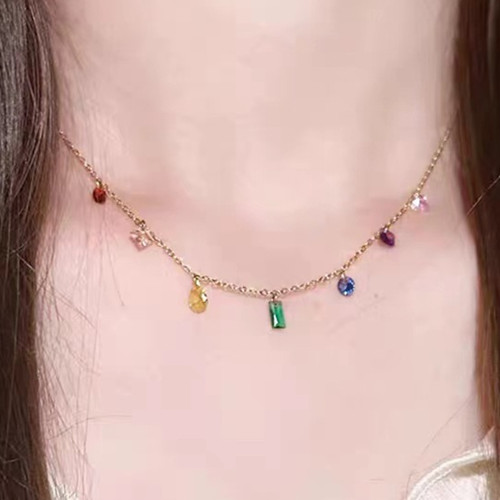 格局浮夸的网红银饰品