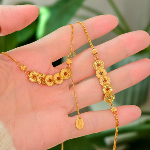 饰品厂若何以匠心服务幼客户