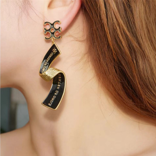 东升国际官网饰品厂的出产品质再上新台阶