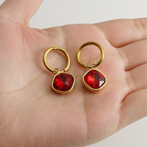 不锈钢饰品厂赢利吗