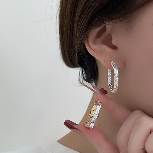 银饰品厂报价颠簸原因