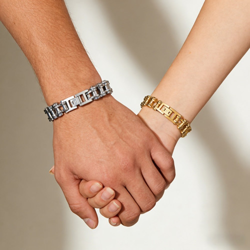  不锈钢饰品保色多久